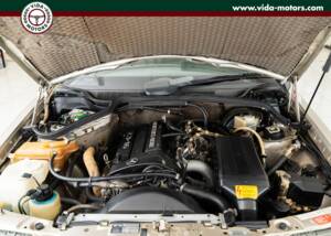 Bild 13/15 von Mercedes-Benz 190 E 2.3-16V (1988)