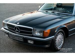 Image 26/32 de Mercedes-Benz 300 SL (1988)