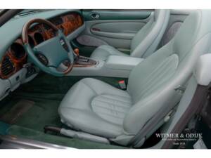 Bild 3/33 von Jaguar XKR (1999)