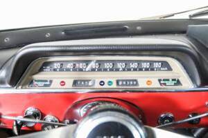 Image 15/50 of Volvo P 123 GT (1968)