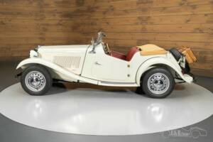 Image 14/19 of MG TD (1953)
