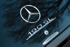 Image 14/22 of Mercedes-Benz 190 SL (1963)