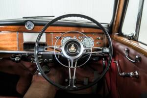 Image 8/50 de Rover 100 (1962)