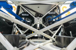 Image 29/50 of Subaru Impreza WRX STi (2004)