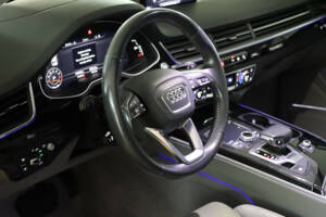 Bild 3/50 von Audi Q7 3.0 TFSI (2017)