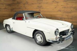 Afbeelding 3/19 van Mercedes-Benz 190 SL (1961)