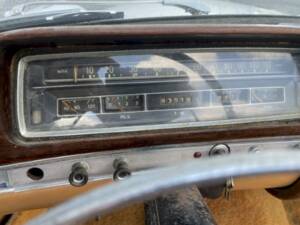 Afbeelding 17/36 van Mercedes-Benz 220 SE Cabriolet (1960)