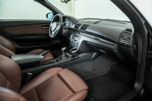 Immagine 8/19 di BMW 120i (2008)