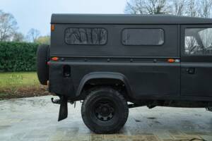 Bild 24/50 von Land Rover 90 (1985)