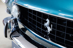 Immagine 23/33 di Ferrari 250 GTE (1962)