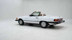 Image 4/15 of Mercedes-Benz 560 SL (1988)