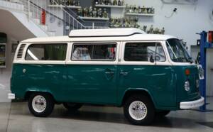 Bild 7/38 von Volkswagen T2b Camper (1974)
