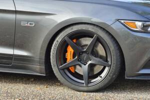 Bild 22/30 von Ford Mustang Shelby GT 350 (2016)