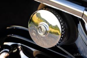 Image 37/79 de Mercedes-Benz 280 SL (1969)