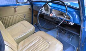 Image 4/50 of Morris Minor 1000 Traveller (1971)