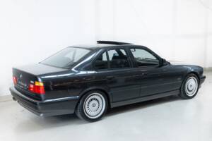 Bild 34/34 von BMW M5 (1993)