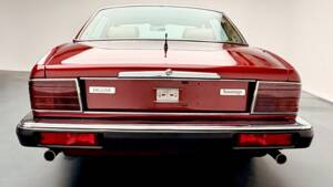 Afbeelding 7/17 van Jaguar XJ 6 4.0 (1990)