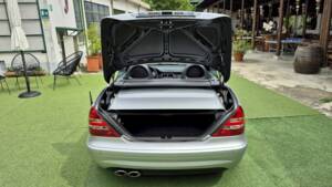 Afbeelding 36/63 van Mercedes-Benz SLK 32 AMG (2001)
