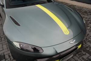 Bild 33/50 von Aston Martin V8 Vantage AMR (2020)