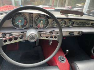Image 6/12 of Volvo 1800 S (1968)