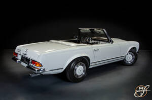 Bild 5/22 von Mercedes-Benz 280 SL (1968)