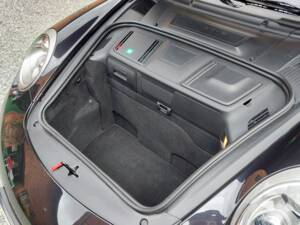 Bild 14/15 von Porsche 911 Carrera 4S (2011)