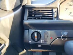 Image 10/36 of Mercedes-Benz 230 CE (1989)