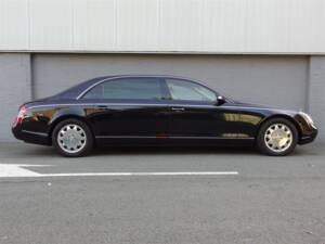 Imagen 3/98 de Maybach 62 (2006)