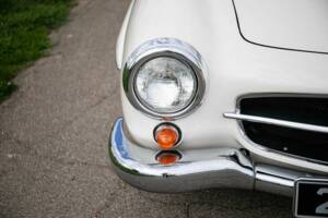 Image 45/49 of Mercedes-Benz 190 SL (1960)