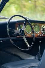 Image 55/82 of Aston Martin DB 2/4 Mk I (1953)