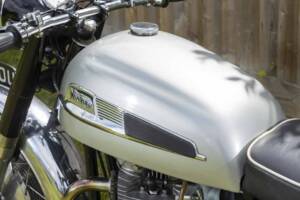 Immagine 38/39 di Norton 650 SS (1964)