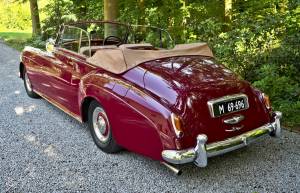Image 6/50 de Rolls-Royce Silver Cloud I Mulliner (1957)