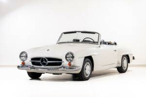 Afbeelding 1/27 van Mercedes-Benz 190 SL (1961)