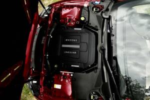 Image 47/50 of Jaguar XKR (2013)