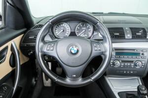 Immagine 8/50 di BMW 120i (2012)
