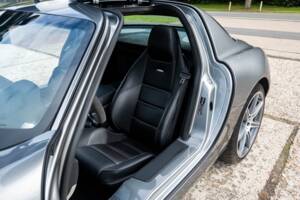 Image 26/32 of Mercedes-Benz SLS AMG (2011)