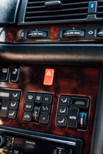 Image 9/57 de Mercedes-Benz 500 SE (1992)