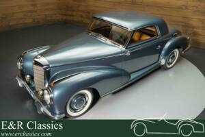 Image 23/31 of Mercedes-Benz 300 S (1953)