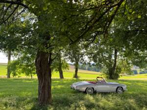 Image 34/54 of Mercedes-Benz 190 SL (1957)