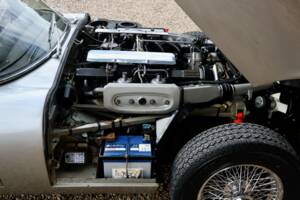 Bild 25/50 von Jaguar Type E V12 (1973)