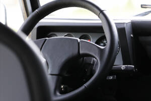 Afbeelding 8/10 van Land Rover 90 (1990)