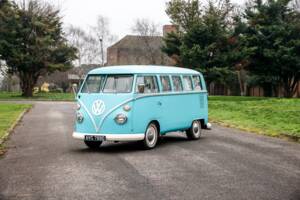 Image 15/40 of Volkswagen T2c Combi (1966)