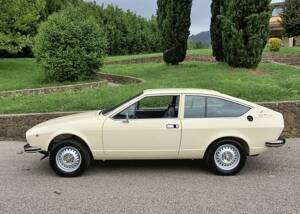 Image 3/13 of Alfa Romeo GTV 2.0 (1981)