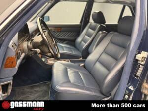 Image 9/15 of Mercedes-Benz 560 SEL (1990)