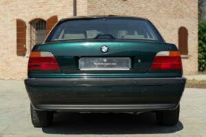 Image 8/50 of BMW 725tds (1997)