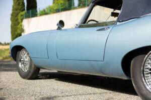 Image 23/50 de Jaguar Type E 3.8 (1964)