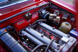 Image 44/50 of Alfa Romeo 2000 GTV (1972)