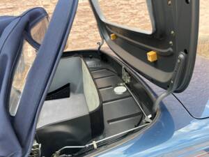 Bild 101/146 von Mercedes-Benz 380 SL (1982)