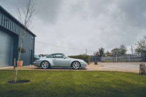 Image 58/104 of Porsche 911 Carrera RS (1995)