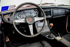 Bild 17/50 von MG MGB (1974)